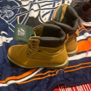 Are you sure winter boots?